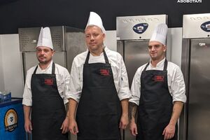 Оборонці Маріуполя здобули дипломи від французької кулінарної школи
