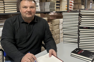 Опора режиму РФ – працівники ВПК та силовики – мають захищати режим, і купують їх тим, що вони не йтимуть воювати