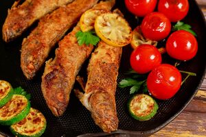 Этот метод панировки рыбы защитит от подгорания муки