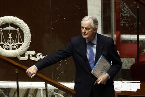 Барнье вынесли вотум недоверия меньше чем через три месяца после назначения