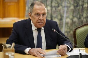 Глава МИД Украины назвал Лаврова военным преступником