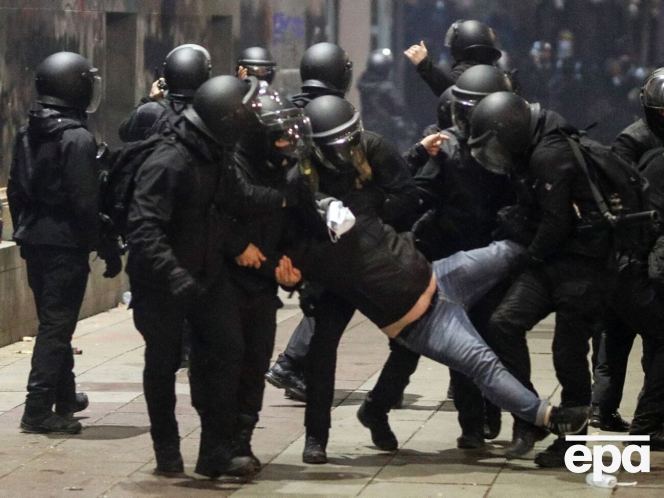 У Тбілісі 319 людей обвинуватили силовиків у зловживаннях