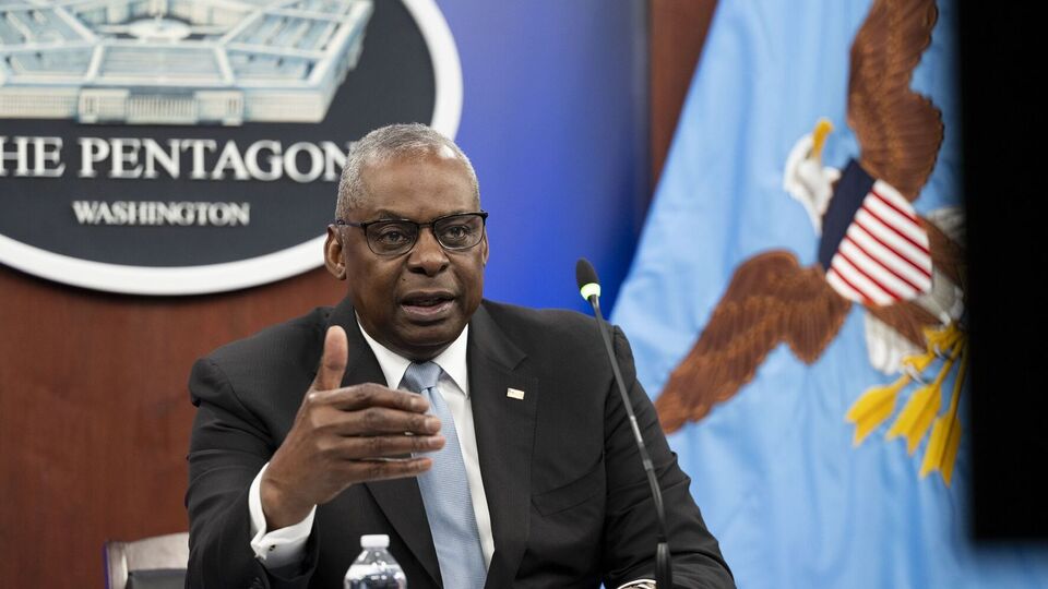Глава Пентагона Ллойд Остин отказался от визита в Южную Корею