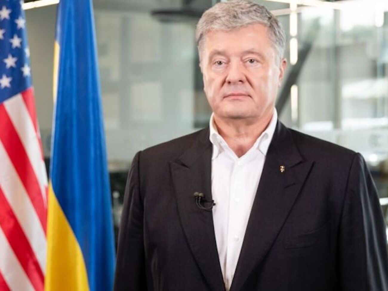 Из-за Порошенко Украина попала в скандал с вмешательством в выборы в США в 2016 году, заявил Олещук