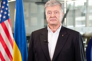 Из-за Порошенко Украина попала в скандал с вмешательством в выборы в США в 2016 году, заявил Олещук