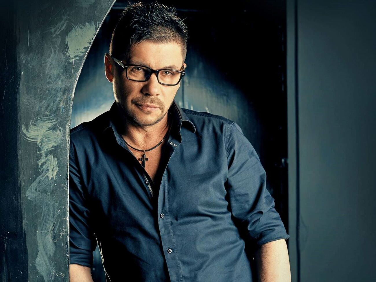 За словами дружини Лесика, за його життя спочатку боролися медики, які прийшли на концерт