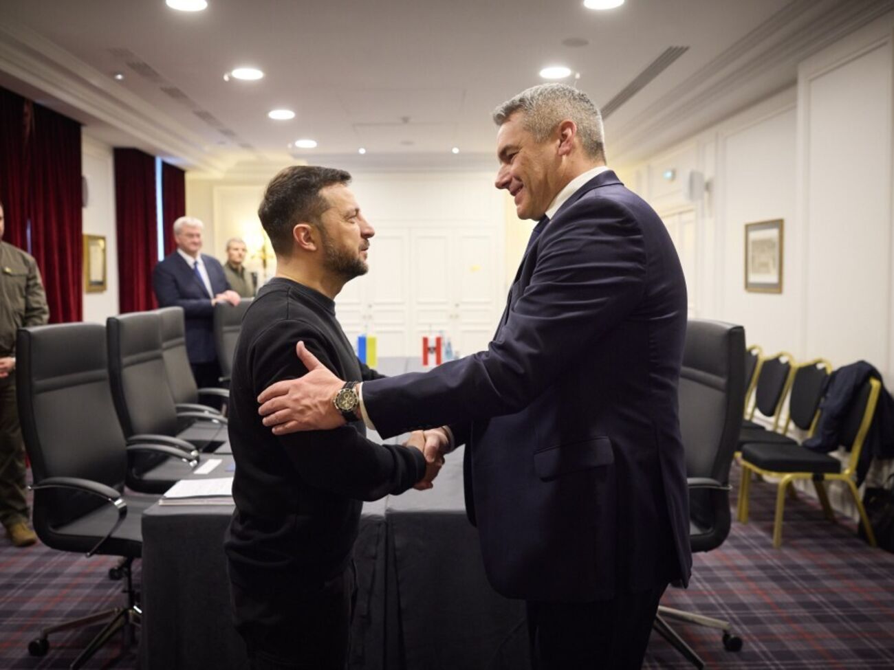 Зеленський прибув у Париж сьогодні