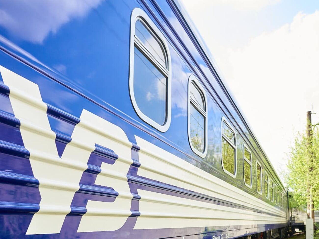 "Укрзалізниця" подтвердила, что был инцидент с полкой