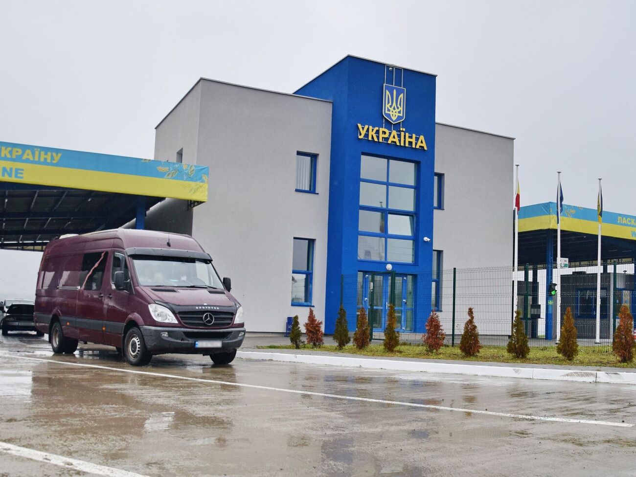 Не працюють КПП у трьох областях