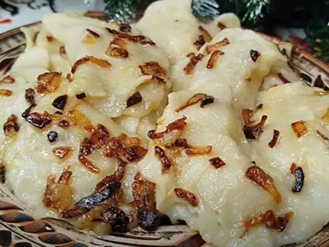 Вкус вареников зависит в том числе и от того, просеяли ли муку перед замешиванием теста