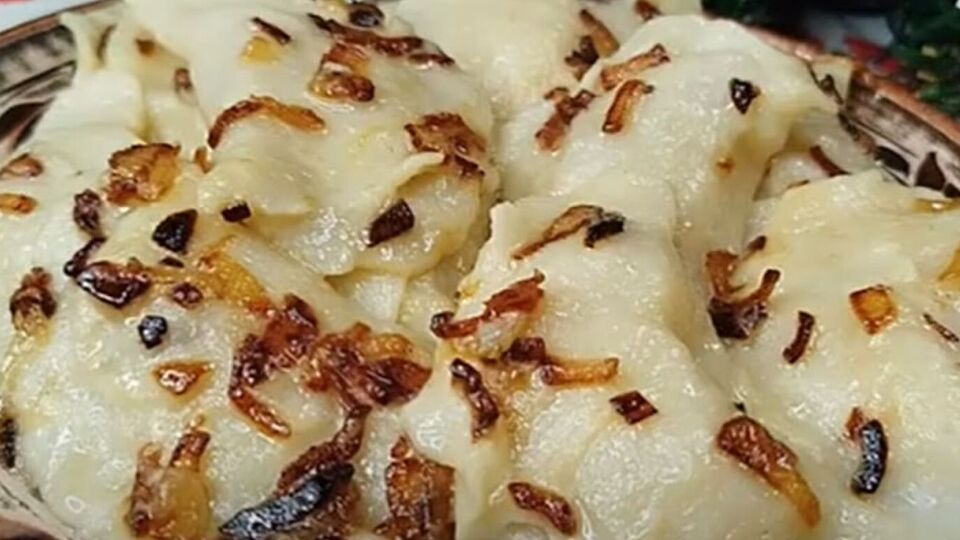 Вкус вареников зависит в том числе и от того, просеяли ли муку перед замешиванием теста