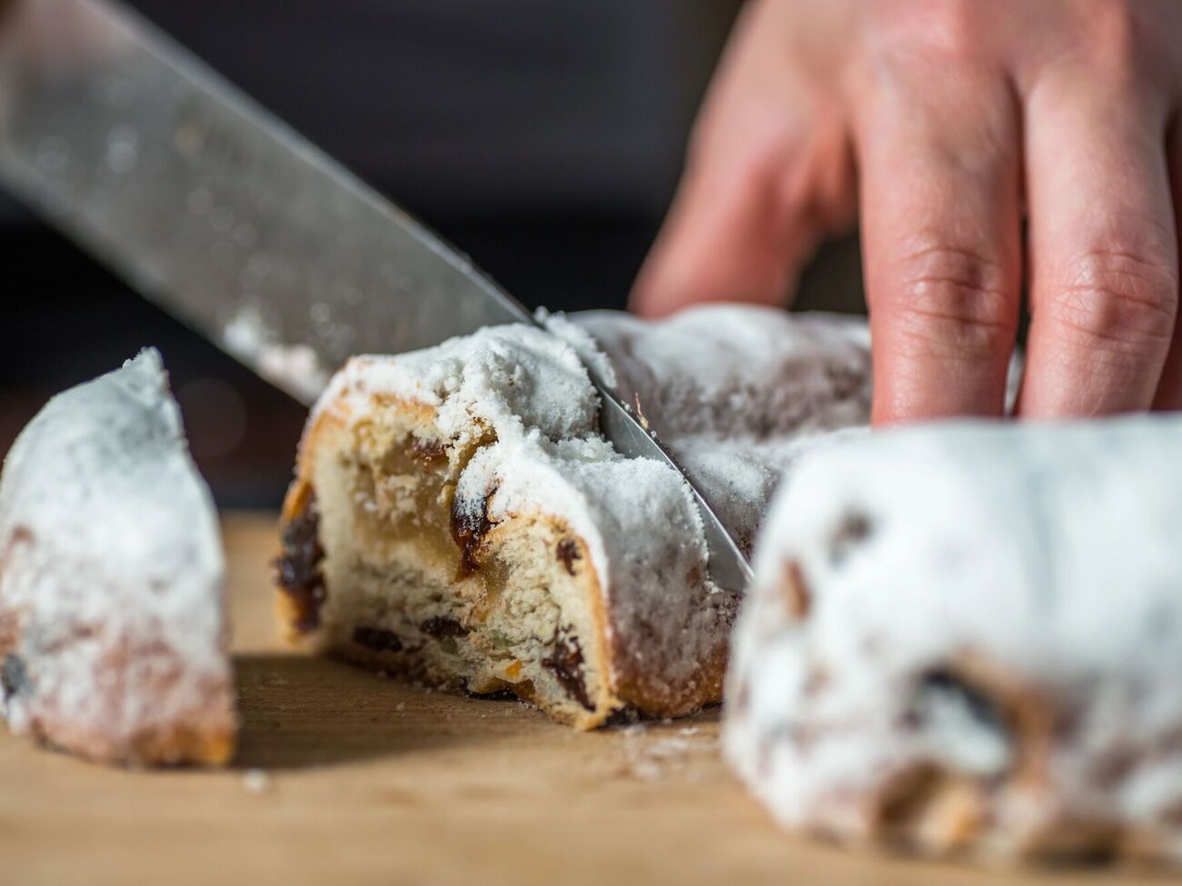 Штоллен можно настаивать или есть сразу