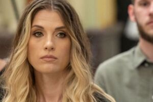 Поклад написав понад 150 пісень