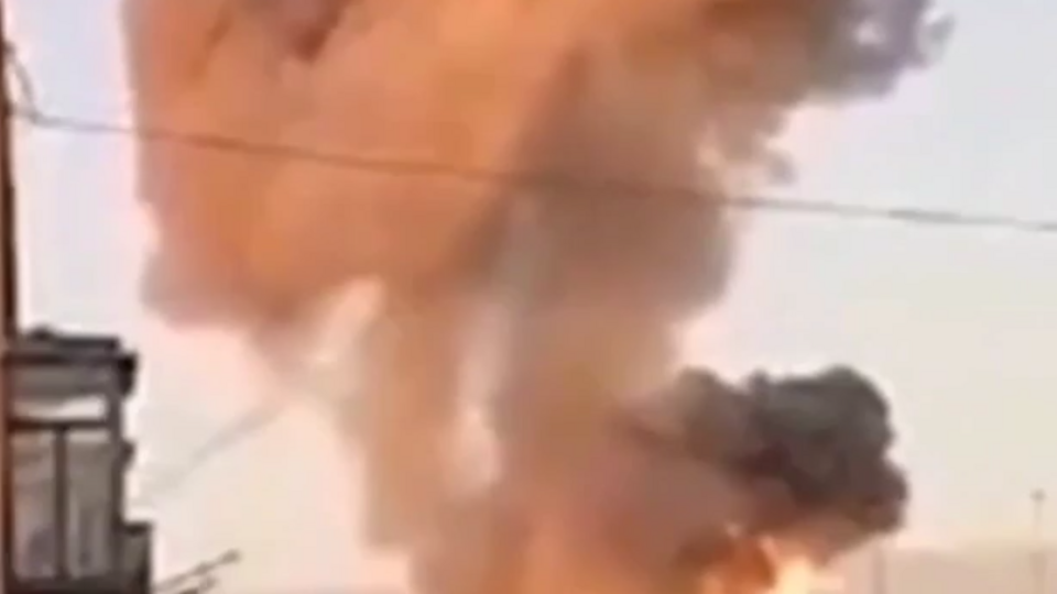 Очевидцы сняли два прилета по аэродрому Бельбек в Севастополе 31 января