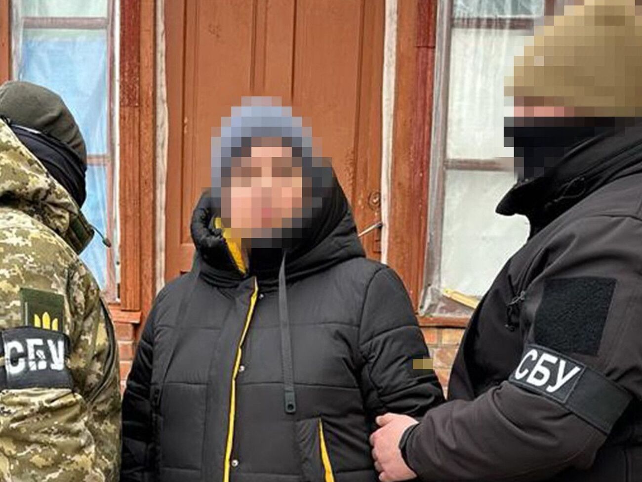 СБУ задержала подозреваемую в сотрудничестве с оккупантами