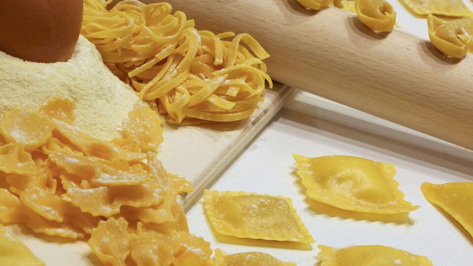 Тортелли и равиоли можно готовить с разными начинками