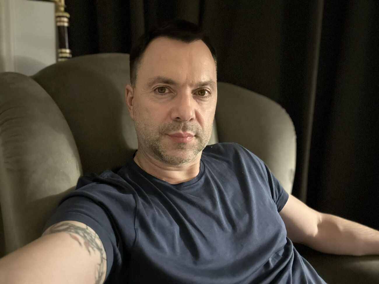 Арестович, по данным СМИ, находится в США