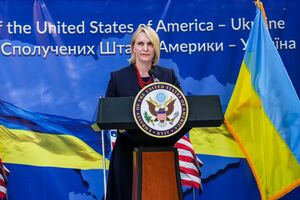 Бринк: Наши сердца вместе с Харьковом