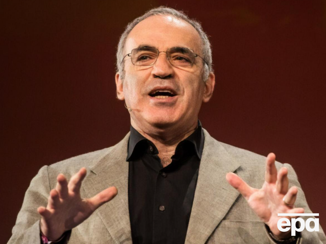 Як росіянин, який чинив опір диктатурі КДБ і війні, я зобов'язаний кинути виклик Такеру Карлсону після його інтерв'ю з Путіним