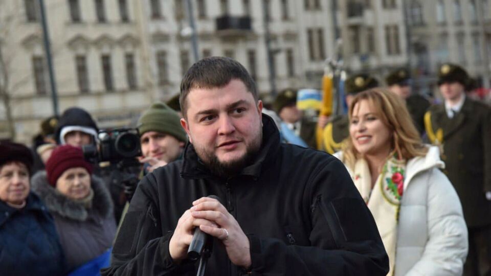 Холоду в 2023 году вручили повестку, но, согласно законодательству, он не может быть мобилизован из-за занимаемой должности