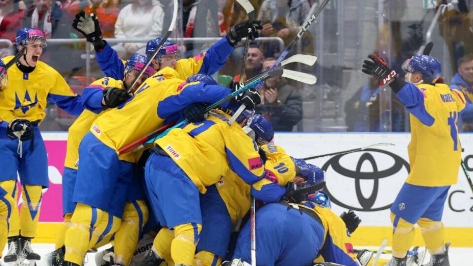 Украинские хоккеисты выиграли в Польше все три поединка