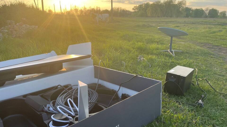Маск заперечує продаж терміналів Starlink країні-окупанту РФ