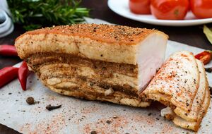 Запекать можно любое сало, в том числе с мясом