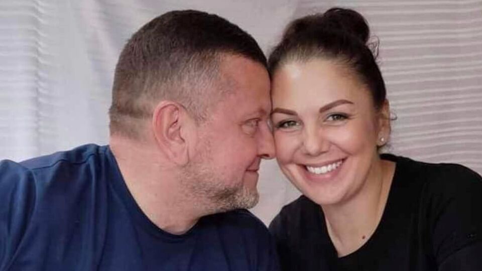 Залужний розмістив нове фото із дружиною за три дні після своєї відставки
