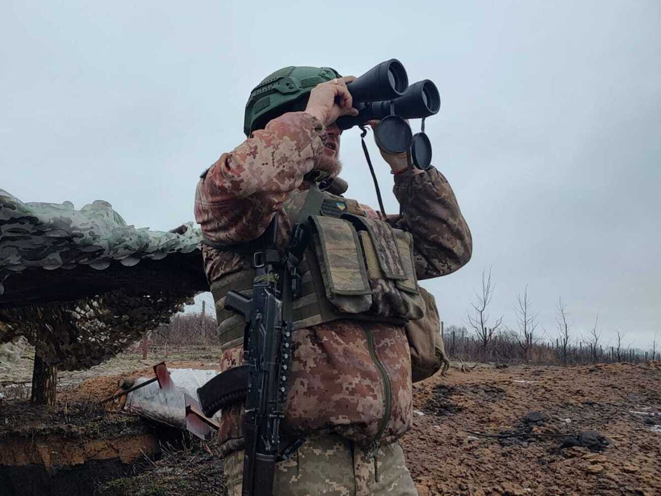 У Повітряних силах попередили про ворожі ракети і дрони-камікадзе