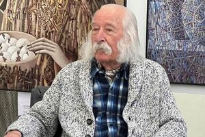 Марчук написал около пяти тысяч картин, провел более 150 персональных и около 50 коллективных выставок