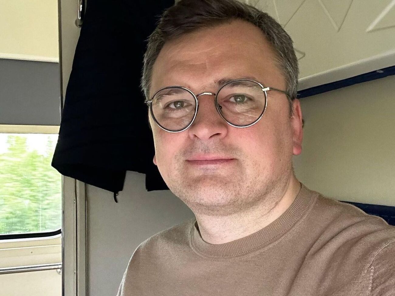 Кулеба: Дякую всім за підтримку. Нога добре заживає