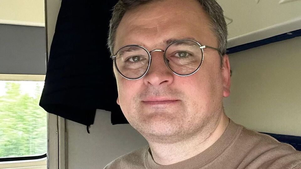 Кулеба: Дякую всім за підтримку. Нога добре заживає