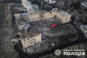 Российские ракеты попали в здание больницы