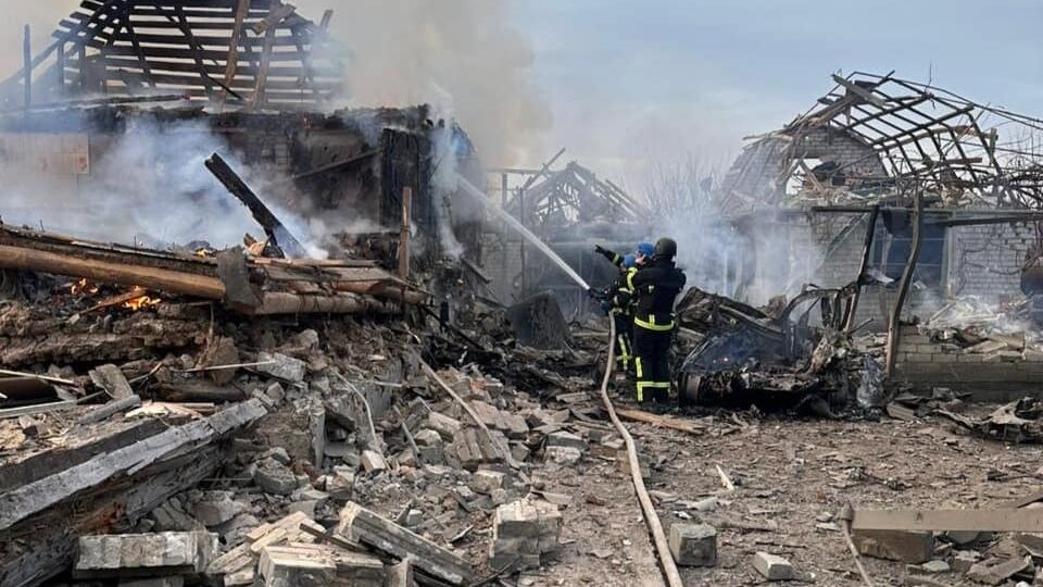 У Багатирі Донецької області внаслідок обстрілу РФ загинуло двоє чоловіків, повідомляє ОВА