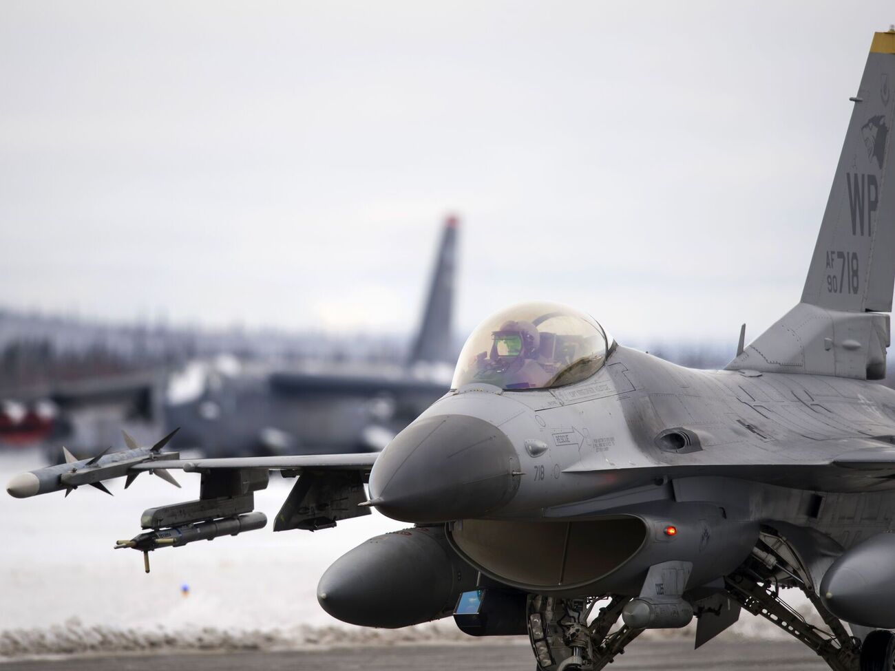 У ГУР МО висловили сподівання, що навесні F-16 побачать у небі України