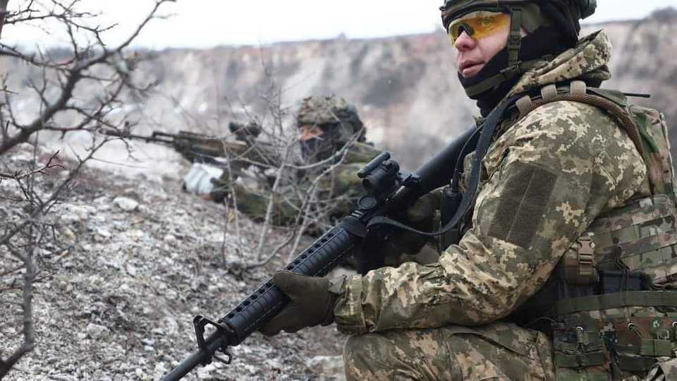 На авдіївському напрямку українські захисники відбили за добу 40 атак