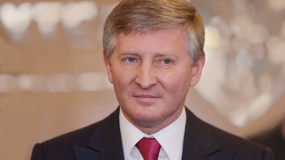 Рінат Ахметов: У наступному році я й усі бізнеси СКМ збільшимо свої зусилля з допомоги нашим силам оборони й мирним українцям