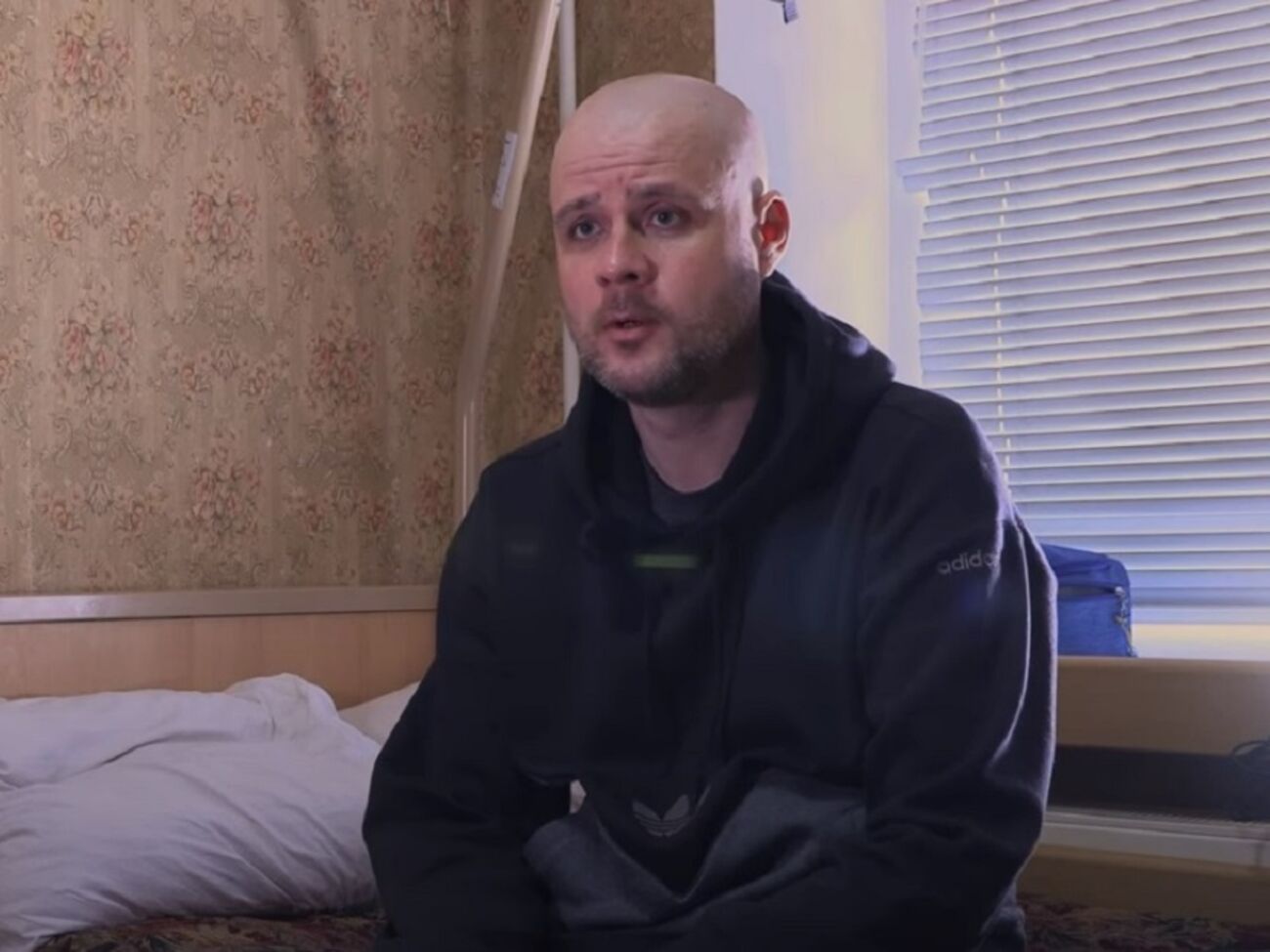 Зарва говорит, что его меньше бить стали после появления некоего "прокурора"