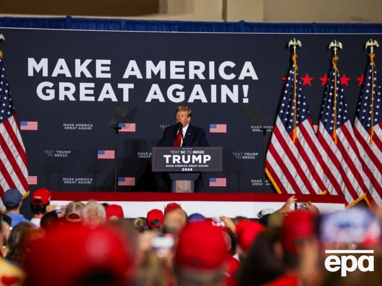 Путин на самом деле не мой поклонник, отметил на митинге Трамп