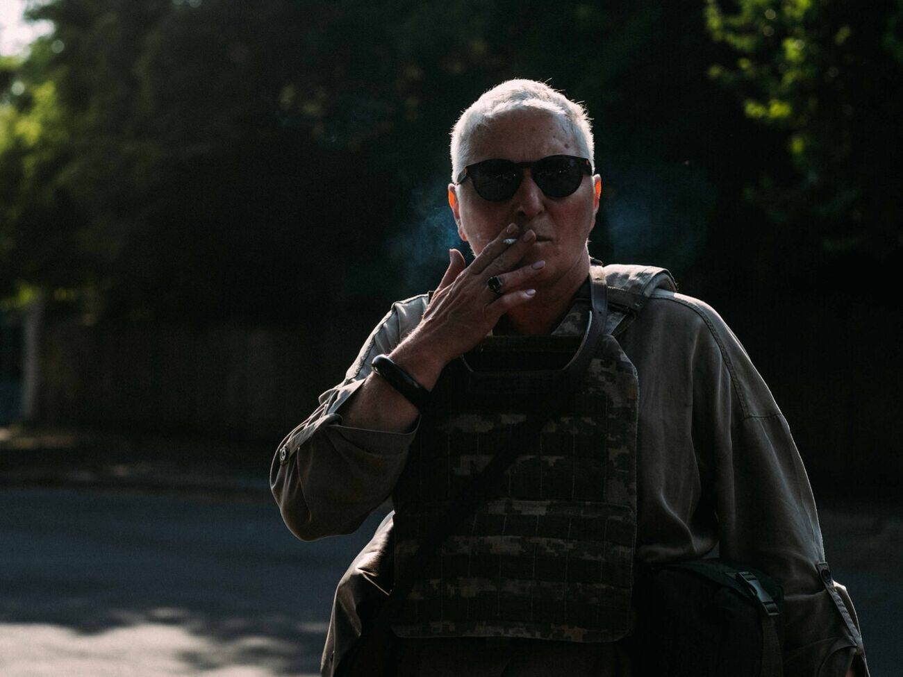 Кто-то кричит: "Не смейте упрекать людей, решивших остаться в обстреливаемых городах и селах! Это их выбор!" – Я говорю: "Упрекайте, говорите об этом все время. Пока живы их дети"