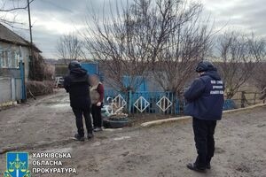 Унаслідок дронової атаки РФ у Дворічній постраждало двоє чоловіків, зазначили у прокуратурі