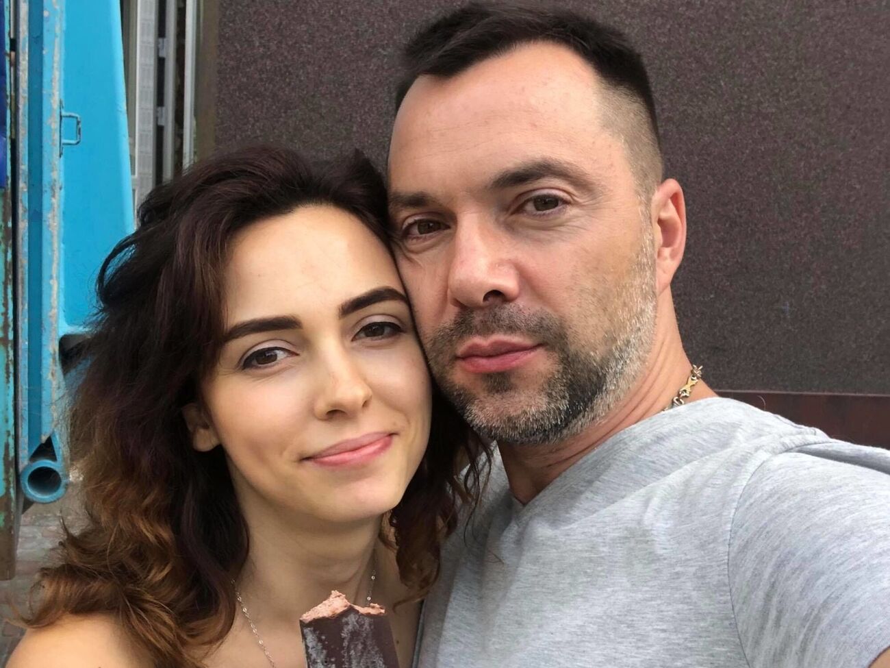 Дружина Арестовича заявила, що не змогла б жити в Нью-Йорку