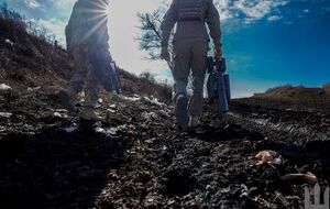Отступившие с позиций в районе "Зенита" украинские войска обустраиваются на новых позициях, сообщил Тарнавский