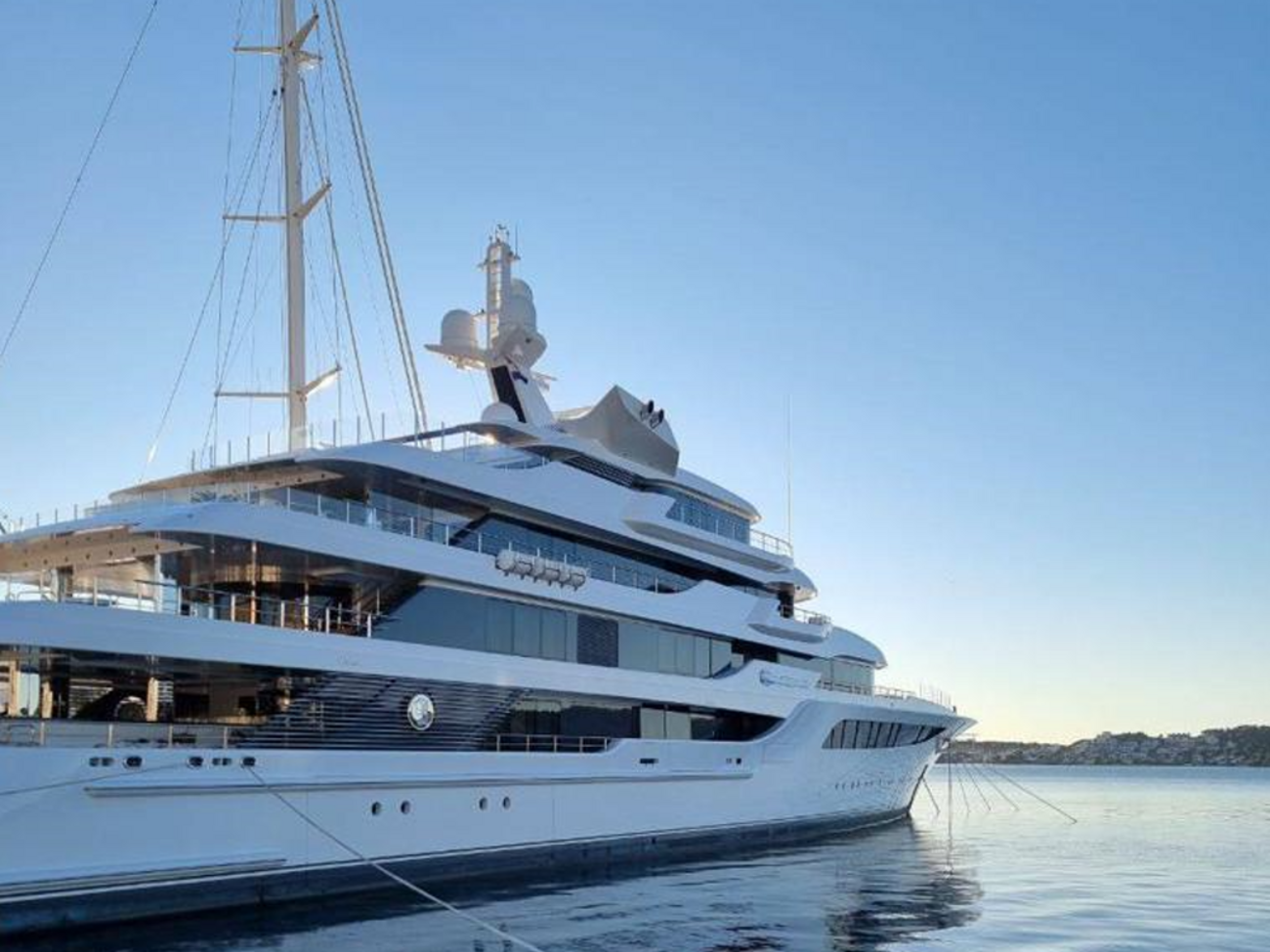 В конце января суд Хорватии передал Украине арестованную яхту Медведчука