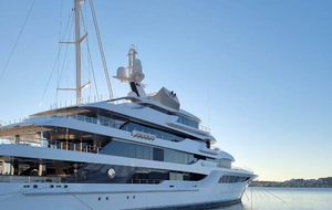 В конце января суд Хорватии передал Украине арестованную яхту Медведчука