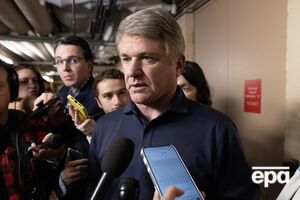 Маккол отметил, что у него есть опасения по поводу предлагаемых изменений в военном финансировании в принятом Сенатом законопроекте