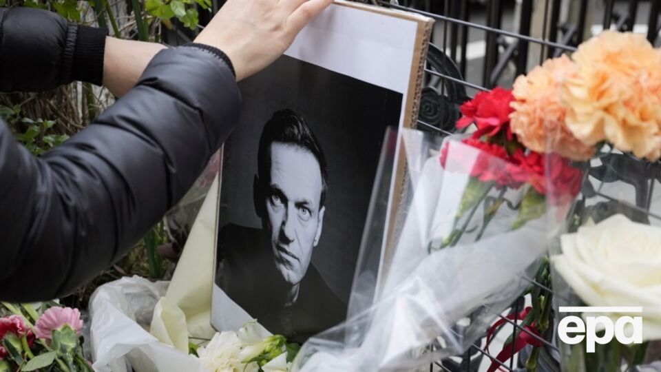 "Алексей Навальный убит", – заявила его пресс-секретарь