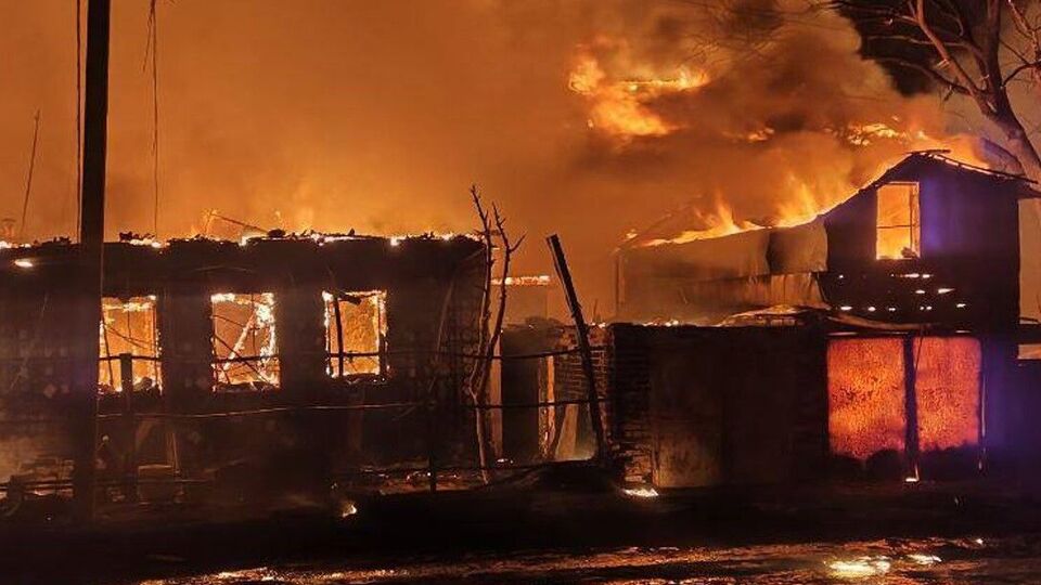 Через російську атаку витекло приблизно 3 тис. тонн нафти, яка потрапила в річки Уди, Лопань, Немишля, Харків