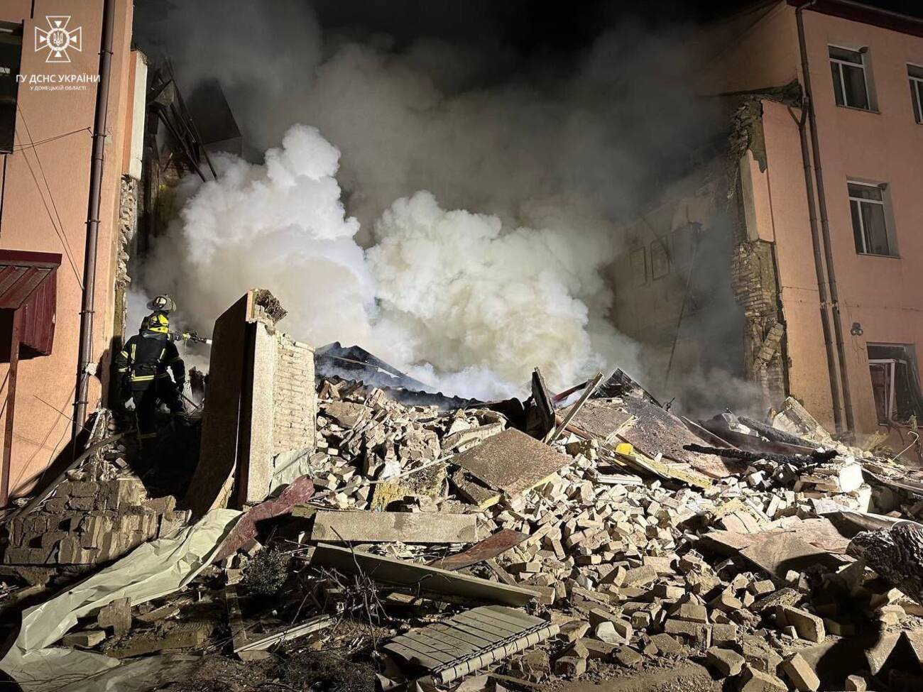 В Славянске оккупанты попали ракетой по школе, отметили в Донецкой ОВА