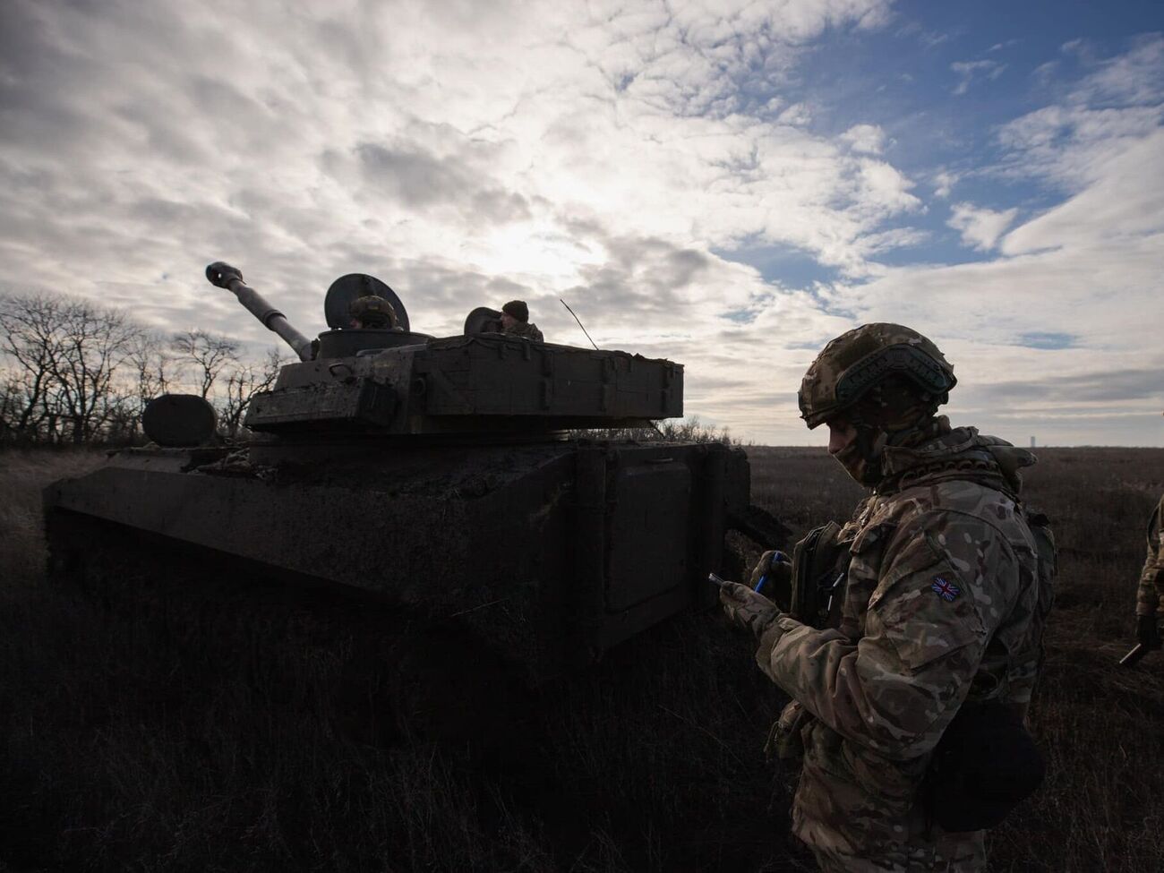 На херсонському напрямку сили оборони й далі утримують позиції й відбивають штурми окупантів